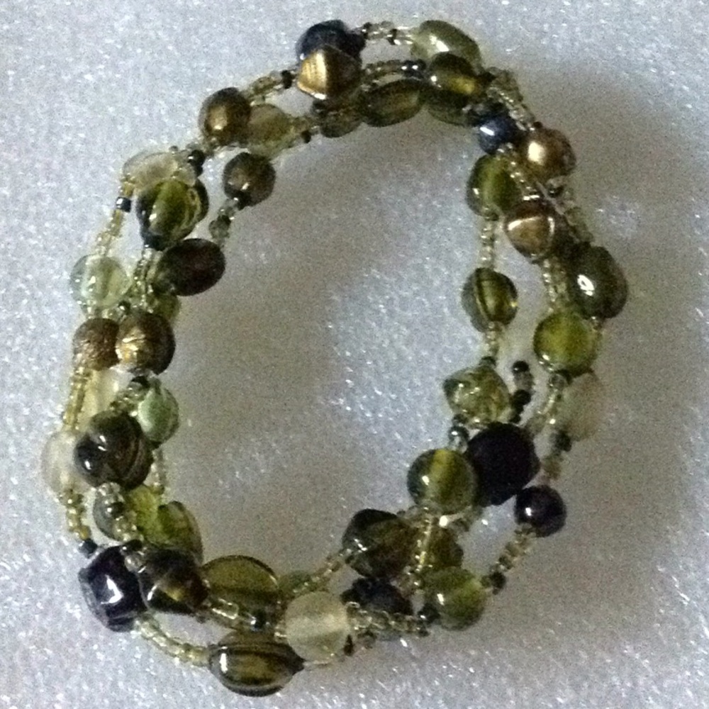 Multi strand glass beads bracelet
